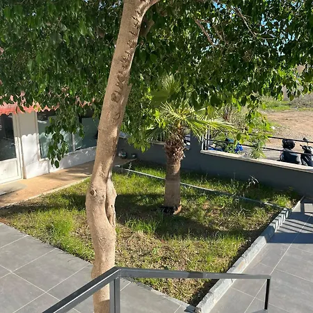 By Lotus - Comfortable Luxury With Pool Apartament Side